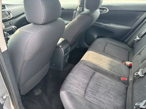 Used 2017 Nissan Sentra SV FWD image 13