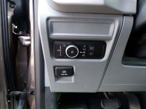 Used 2023 Ford F150 XLT image 13