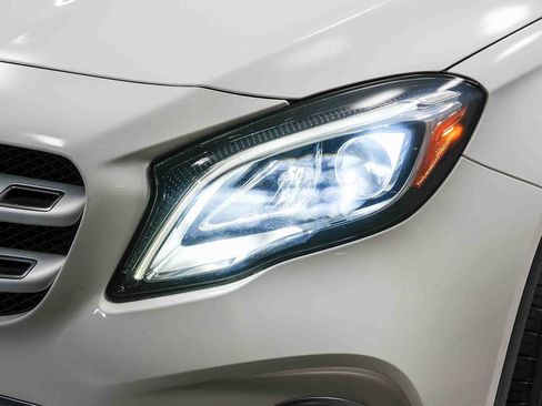 Certified 2020 Mercedes-Benz GLA 250 image 12