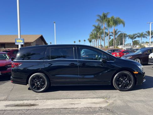 Certified 2024 Honda Odyssey Sport image 28