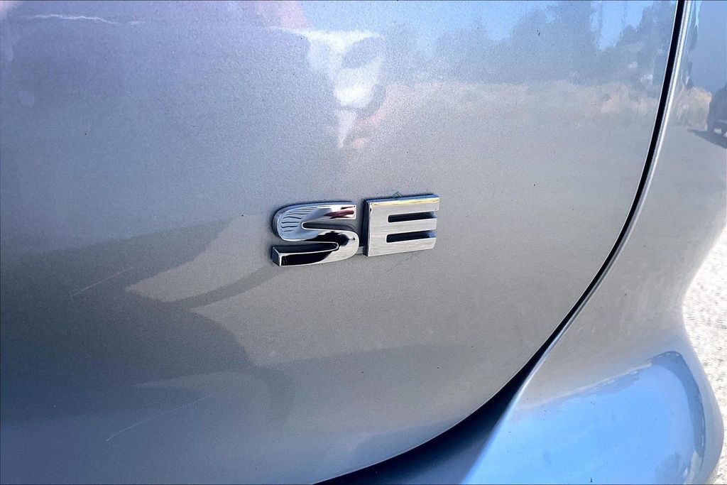 Used 2024 Mitsubishi Outlander SE AWD/4WD image 8