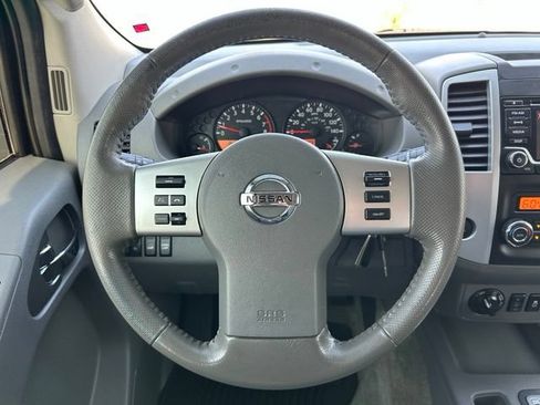 Used 2017 Nissan Frontier SV w/ SV Value Truck Package AWD/4WD image 20