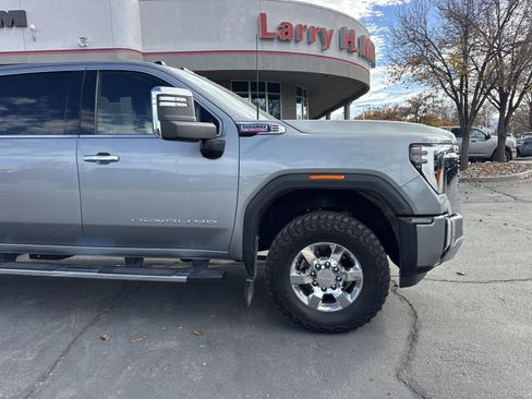 Used 2024 GMC Sierra 3500 Denali w/ Denali Reserve Package image 14