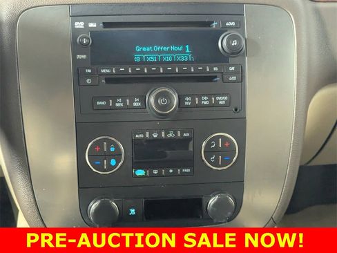 Used 2007 GMC Yukon XL SLT w/ SLT Preferred Equipment Group image 18
