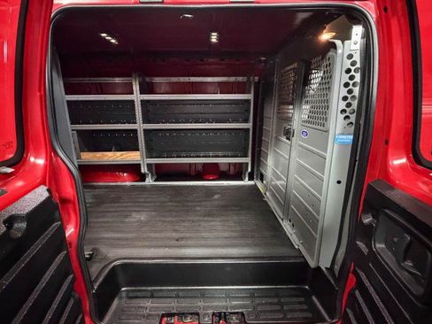 Used 2022 Chevrolet Express 2500 w/ Driver Convenience Package image 18