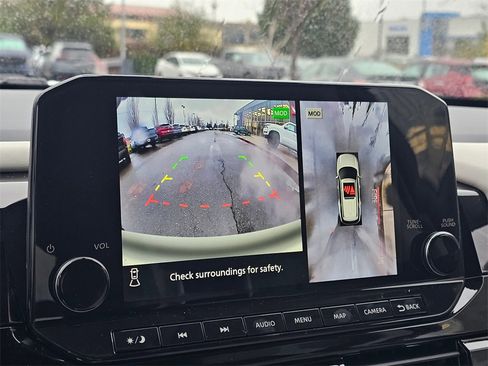 New 2025 Nissan Pathfinder SL w/ Cargo Package image 21