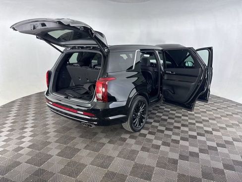 Used 2025 Hyundai Palisade Calligraphy image 15