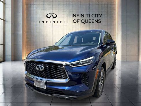 Used 2025 INFINITI QX60 Pure w/ Cargo Package AWD/4WD image 4