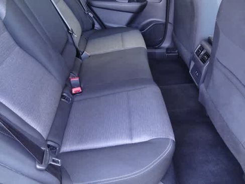 Used 2023 Nissan Rogue SV image 9