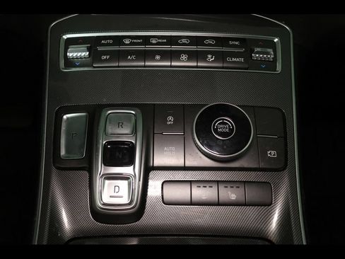 Used 2022 Hyundai Santa Fe SEL w/ Convenience Package FWD image 12