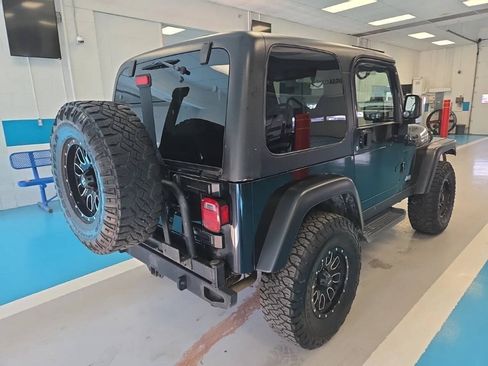 Used 2006 Jeep Wrangler Rubicon AWD/4WD image 2