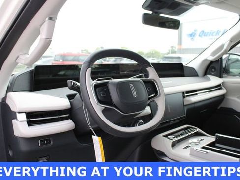 New 2026 Lincoln Navigator Reserve AWD/4WD image 47