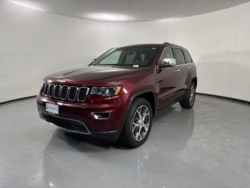Used 2019 Jeep Grand Cherokee Limited AWD/4WD image 2