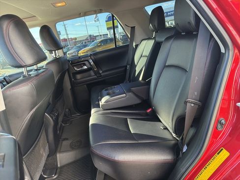 Used 2021 Toyota 4Runner Venture w/ Moonroof Package image 29