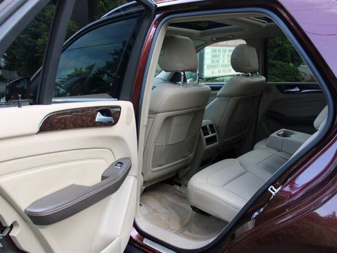 Used 2013 Mercedes-Benz ML 350 4MATIC image 16