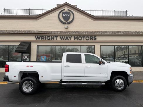 Used 2019 Chevrolet Silverado 3500 LTZ w/ Duramax Plus Package image 2