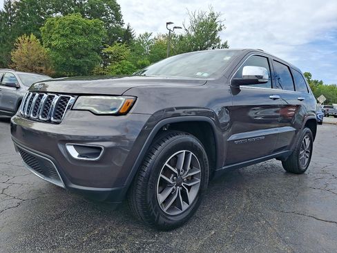 Used 2021 Jeep Grand Cherokee Limited w/ Luxury Group II AWD/4WD image 3
