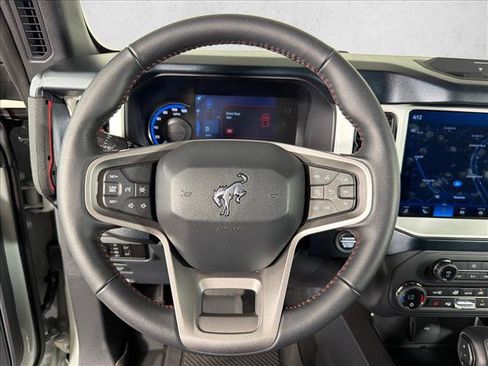 Used 2024 Ford Bronco Heritage Edition AWD/4WD image 22