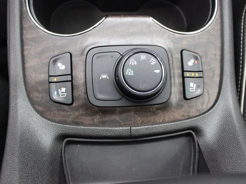 Used 2023 GMC Acadia Denali w/ Black Diamond Edition AWD/4WD image 35