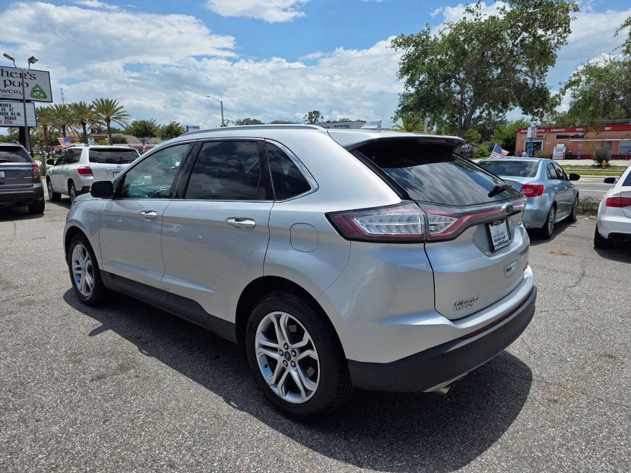 Used 2015 Ford Edge Titanium w/ Technology Package AWD/4WD image 6