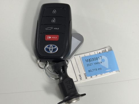 Used 2021 Toyota Venza XLE w/ Softex Package AWD/4WD image 33
