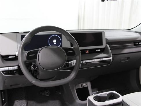Certified 2024 Hyundai Ioniq 5 Limited image 6