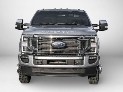 Used 2022 Ford F350 Platinum w/ FX4 Off-Road Package image 3