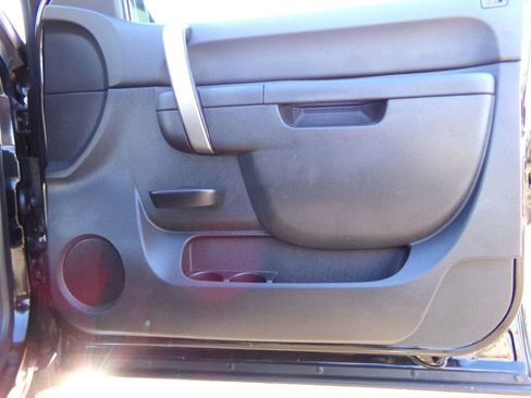 Used 2012 GMC Sierra 2500 SLE w/ SLE Preferred Package image 16