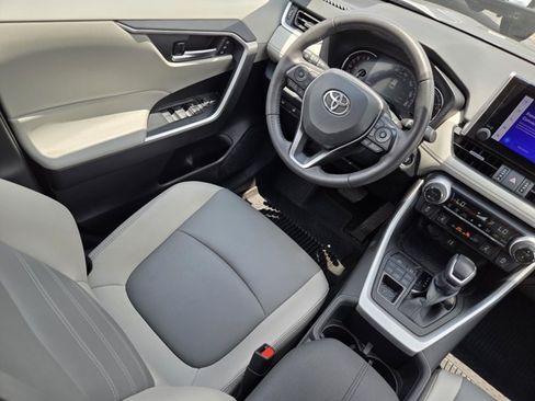 Used 2023 Toyota RAV4 XLE Premium AWD/4WD image 20