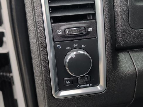 Used 2022 RAM 1500 Classic SLT w/ Protection Group image 15