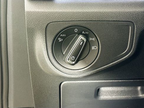 Used 2022 Volkswagen Atlas Cross Sport SEL image 10