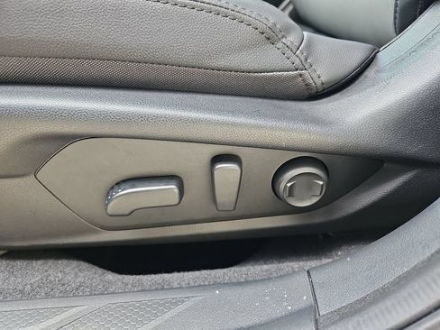 Certified 2026 Subaru Outback Premium AWD/4WD image 34