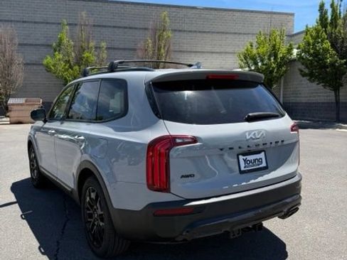 Used 2022 Kia Telluride SX w/ SX Prestige Package AWD/4WD image 8