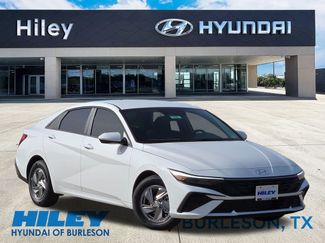 New 2026 Hyundai Elantra SE 360° Tour