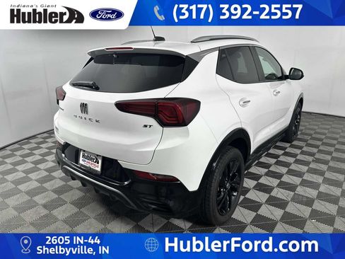 Used 2024 Buick Encore GX Sport Touring FWD image 8
