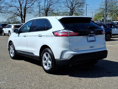 Used 2024 Ford Edge SE AWD/4WD image 3
