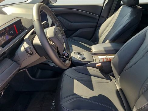 Used 2024 Ford Mustang Mach-E Premium image 20
