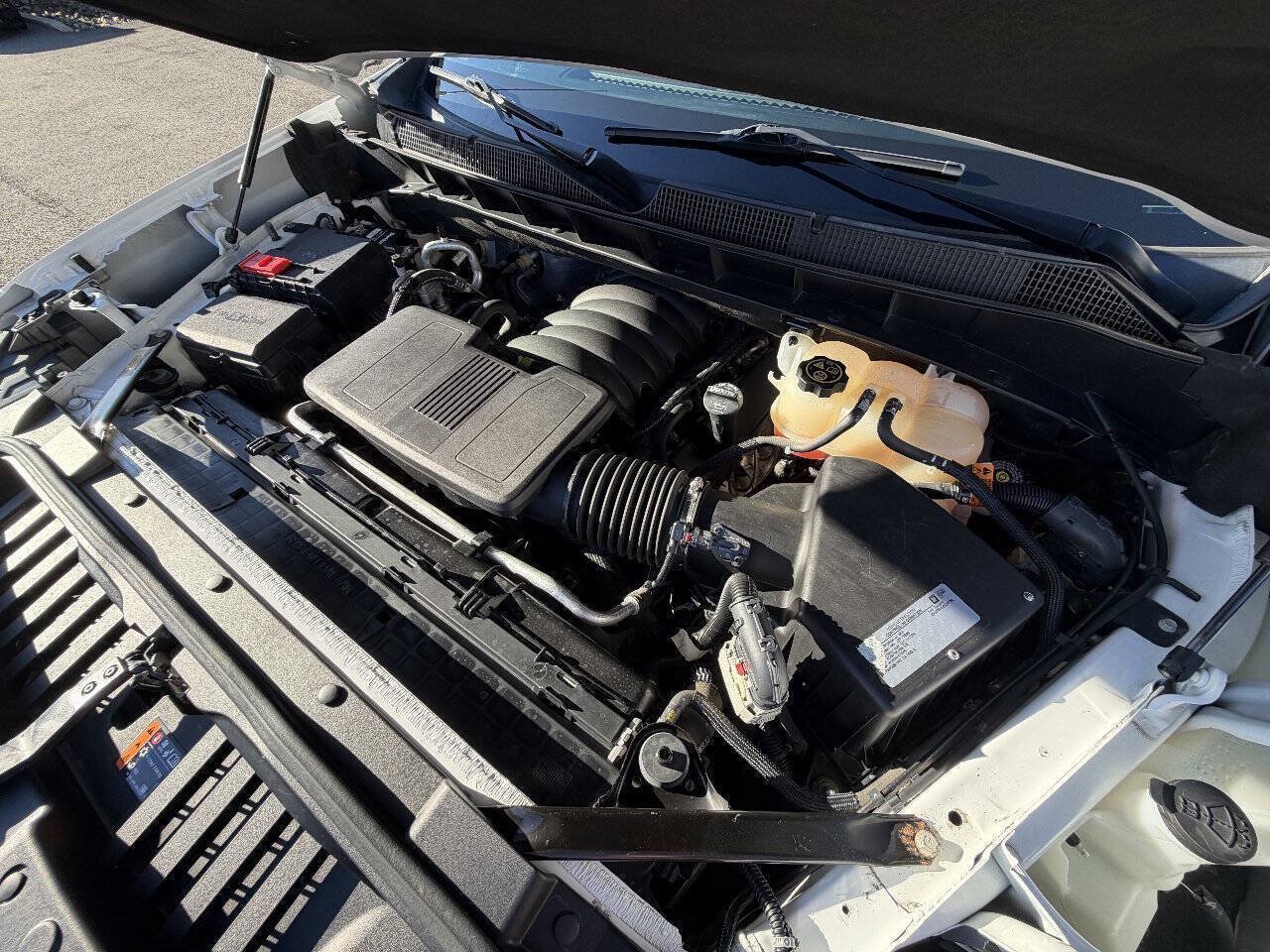 Used 2019 Chevrolet Silverado 1500 RST AWD/4WD image 11