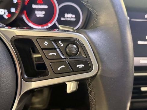 Certified 2023 Porsche Cayenne AWD/4WD image 38