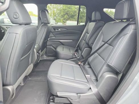 New 2026 Chevrolet Traverse LT w/ LPO, Floor Liner Package image 9