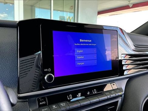 Used 2025 Toyota Camry SE FWD image 22