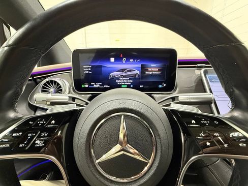 Used 2023 Mercedes-Benz EQS 450+ Sedan image 27