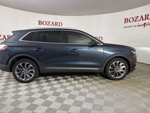 Certified 2023 Lincoln Nautilus Reserve AWD/4WD image 9