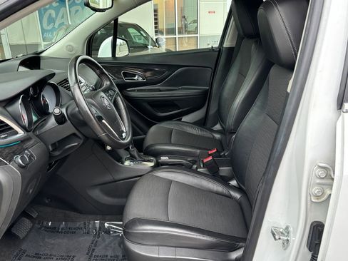 Used 2016 Buick Encore FWD image 17