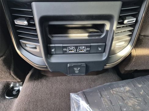 New 2026 RAM 2500 Limited image 12