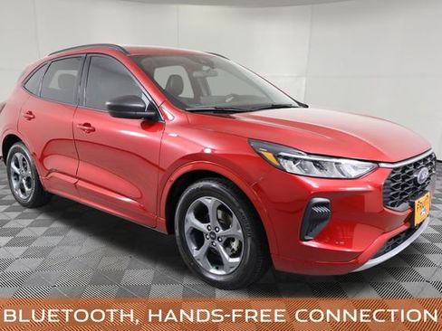 Used 2023 Ford Escape ST-Line w/ Tech Pack #1 FWD image 4