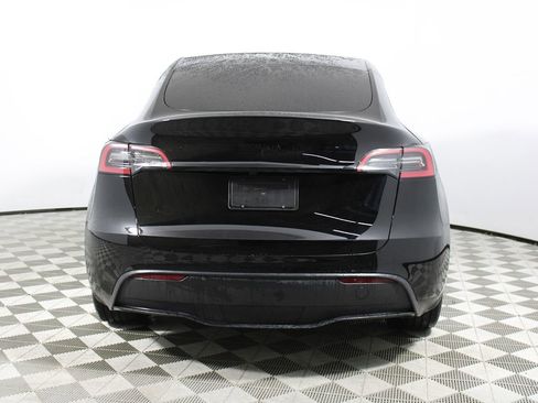 Used 2024 Tesla Model Y Long Range image 30