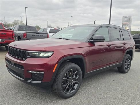 New 2025 Jeep Grand Cherokee L Limited image 15
