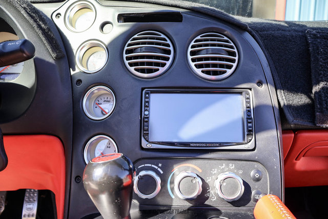 Used 2004 Dodge Viper SRT-10 RWD image 35