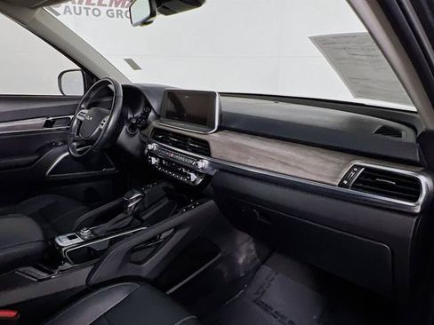 Used 2022 Kia Telluride EX w/ EX Premium Package image 42